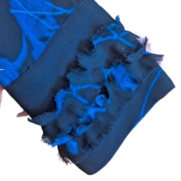 BANANA REPUBLIC Blue and Black Long Sleeve Printed Blouse Size Small - Picture 7 of 9